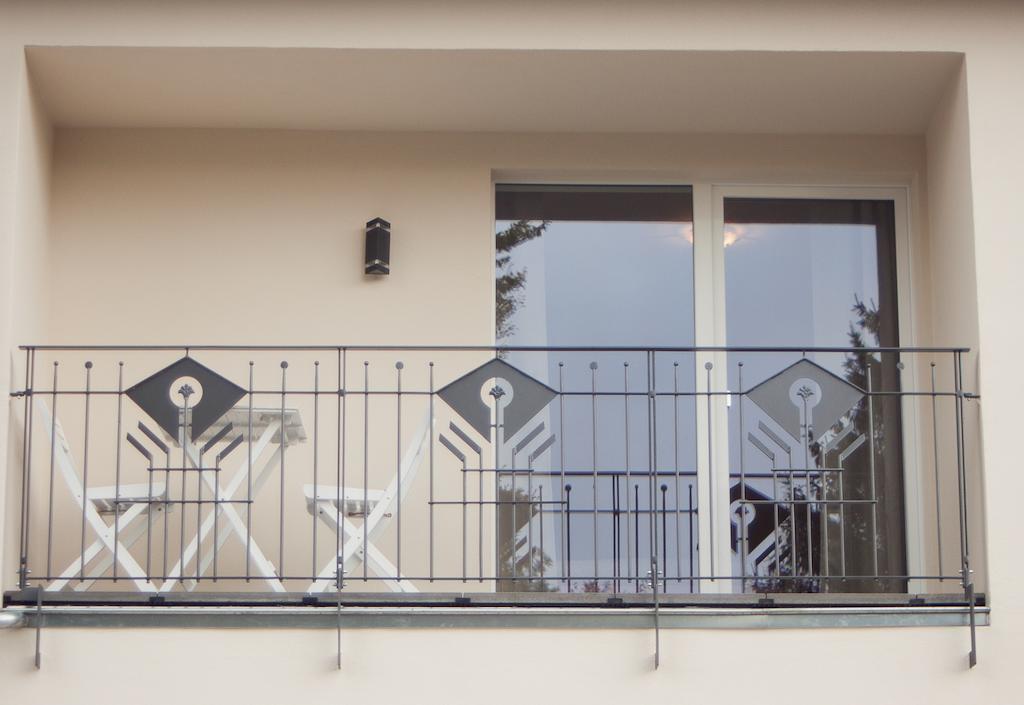 Bad Tennstedt Cafe Hehrlich - Cafe, Pension & Mehr חדר תמונה