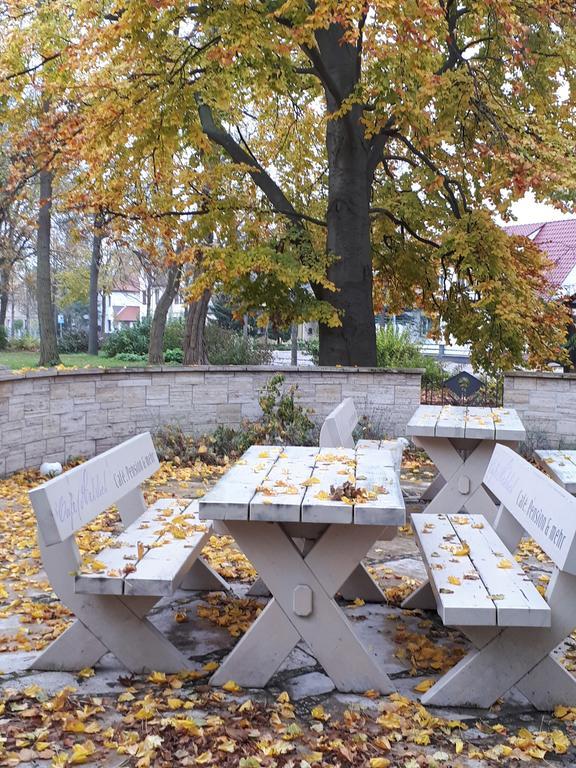 Bad Tennstedt Cafe Hehrlich - Cafe, Pension & Mehr מראה חיצוני תמונה